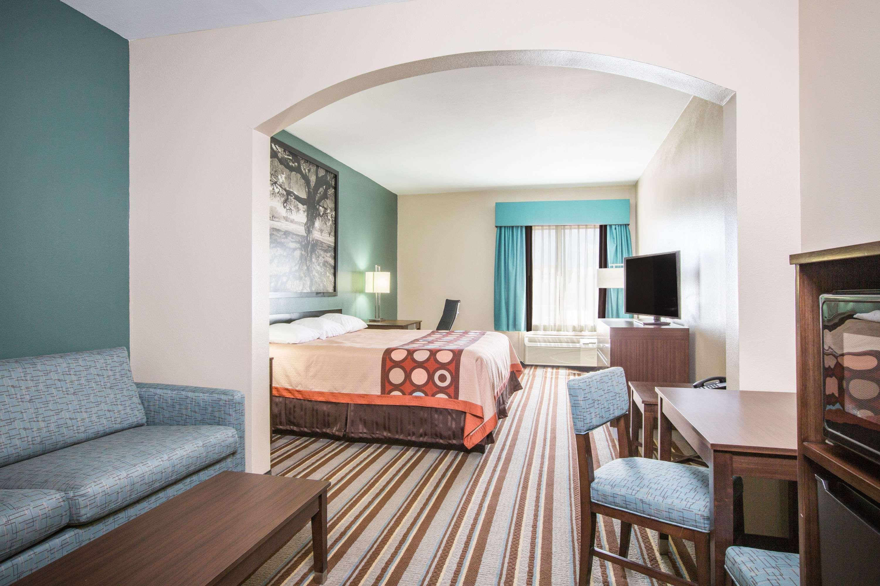 Super 8 By Wyndham Port Arthur/nederland Area Port Arthur