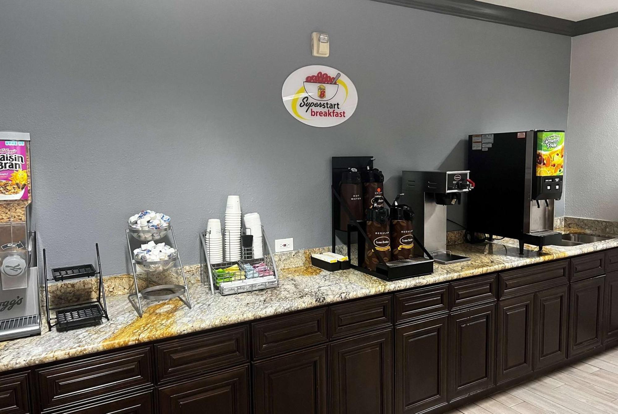Hotel Super 8 By Wyndham Port Arthur/nederland Area Port Arthur
