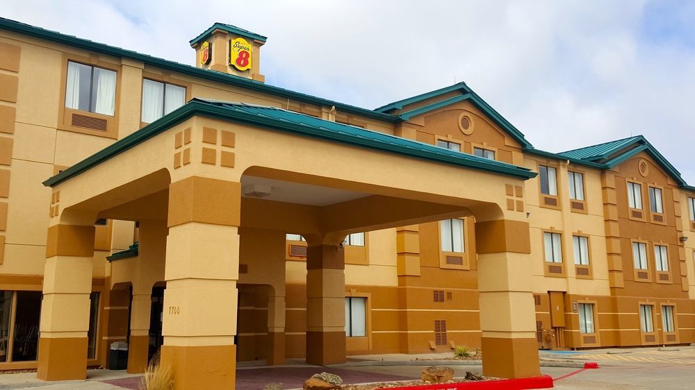 Super 8 By Wyndham Port Arthur/nederland Area Hotel